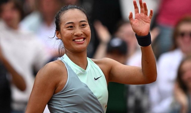 今晚!CCTV5直播奥运冠军郑钦文冲击法网女单16强,多名中国金花出战双打